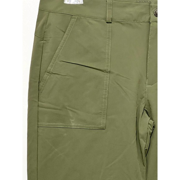 NWT Spyder Women's Green Activewear Convertible Pants Zip off Shorts Size Large - Picture 3 of 11